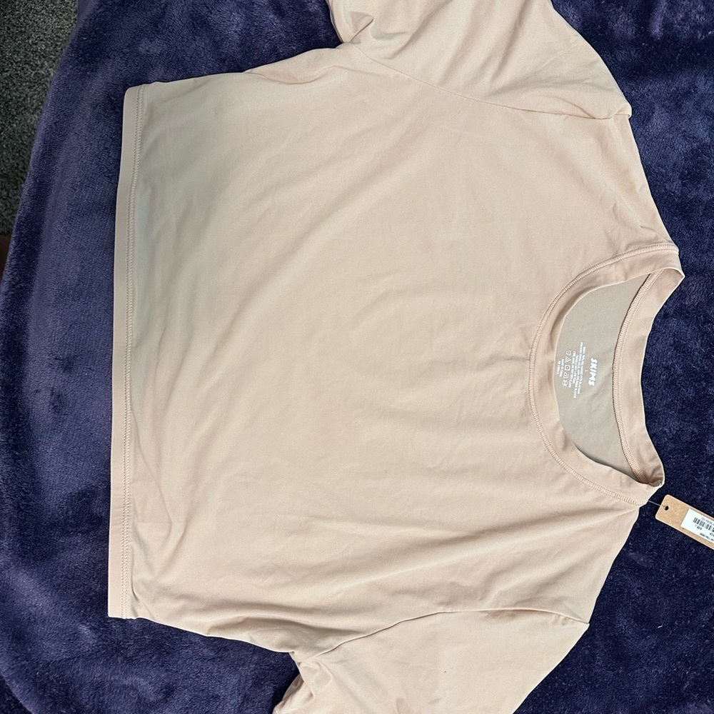 SKIMSBeige T-Shirt